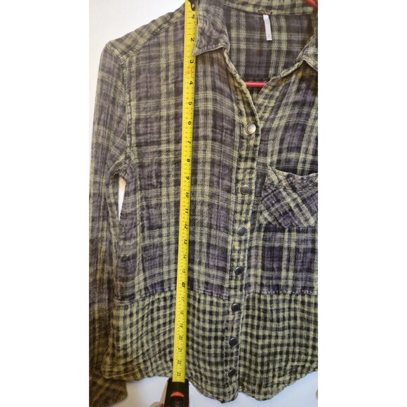 Free People Women’s XS Green Plaid Snap Button Down Shirt Western Grunge Boho - Picture 10 of 12
